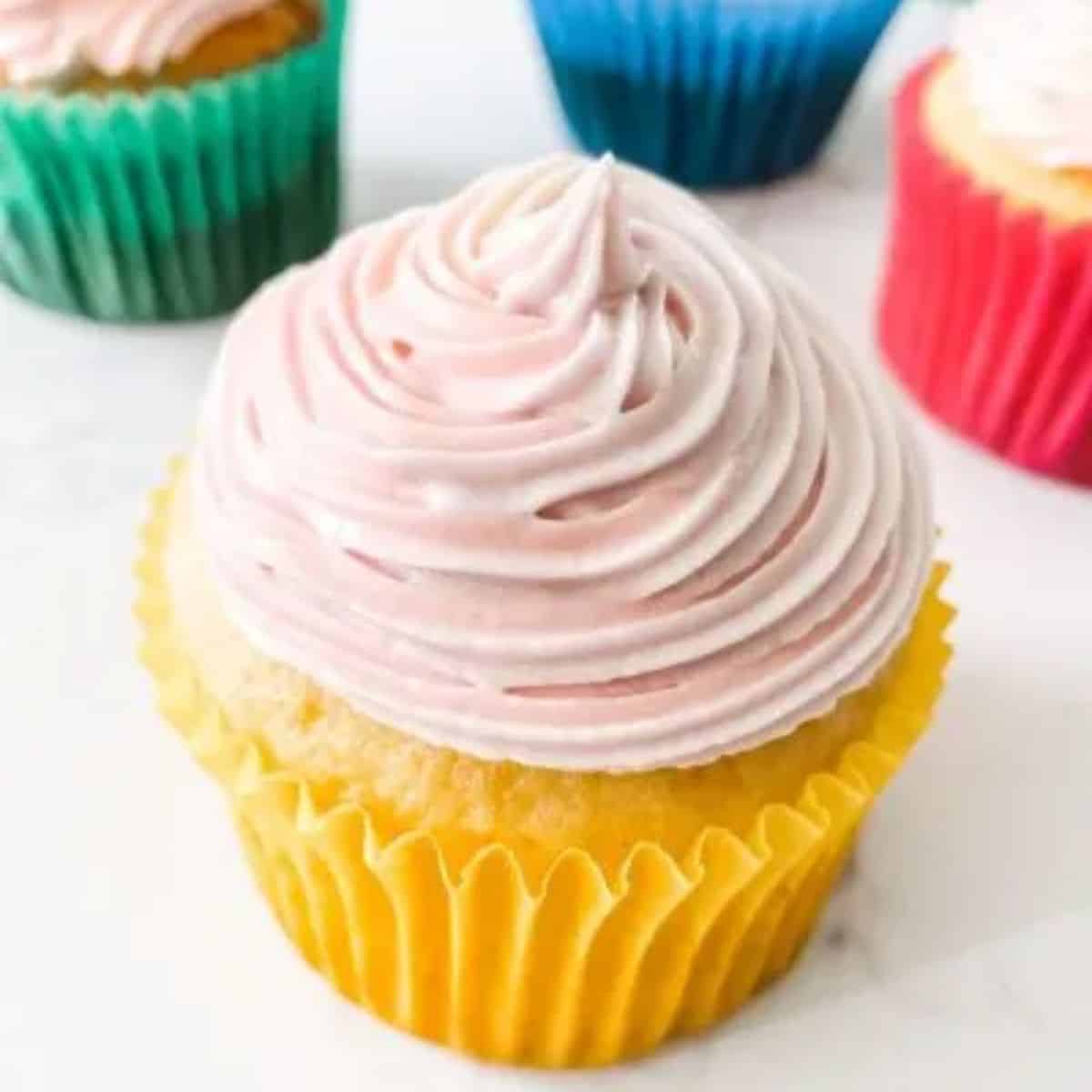 Simple vanilla cupcakes (with healthier option)