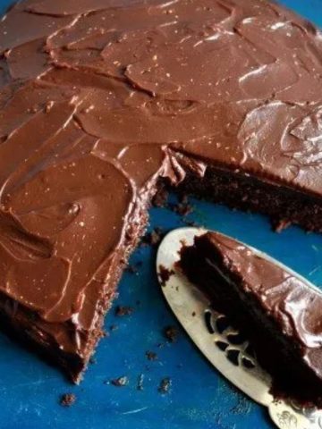 Best ever chocolate mud cake