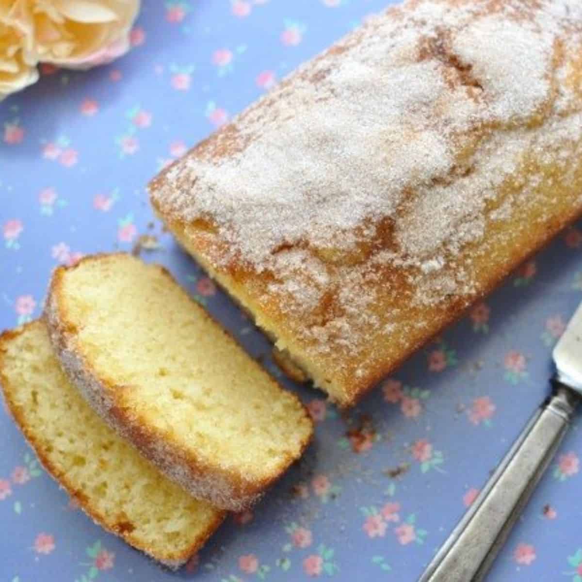 Cinnamon tea cake