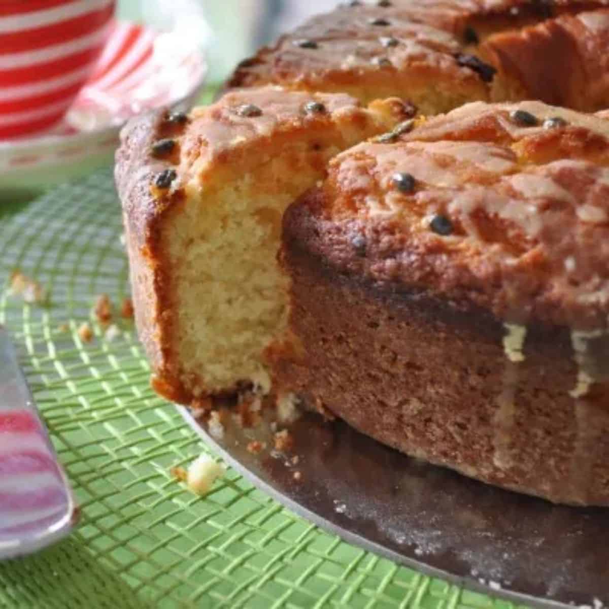 Passionfruit yoghurt cake