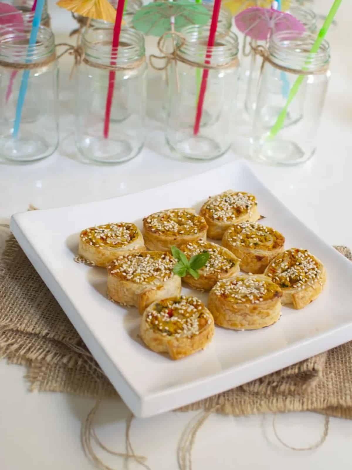 Easy vegetarian sausage rolls (with chickpeas) 2