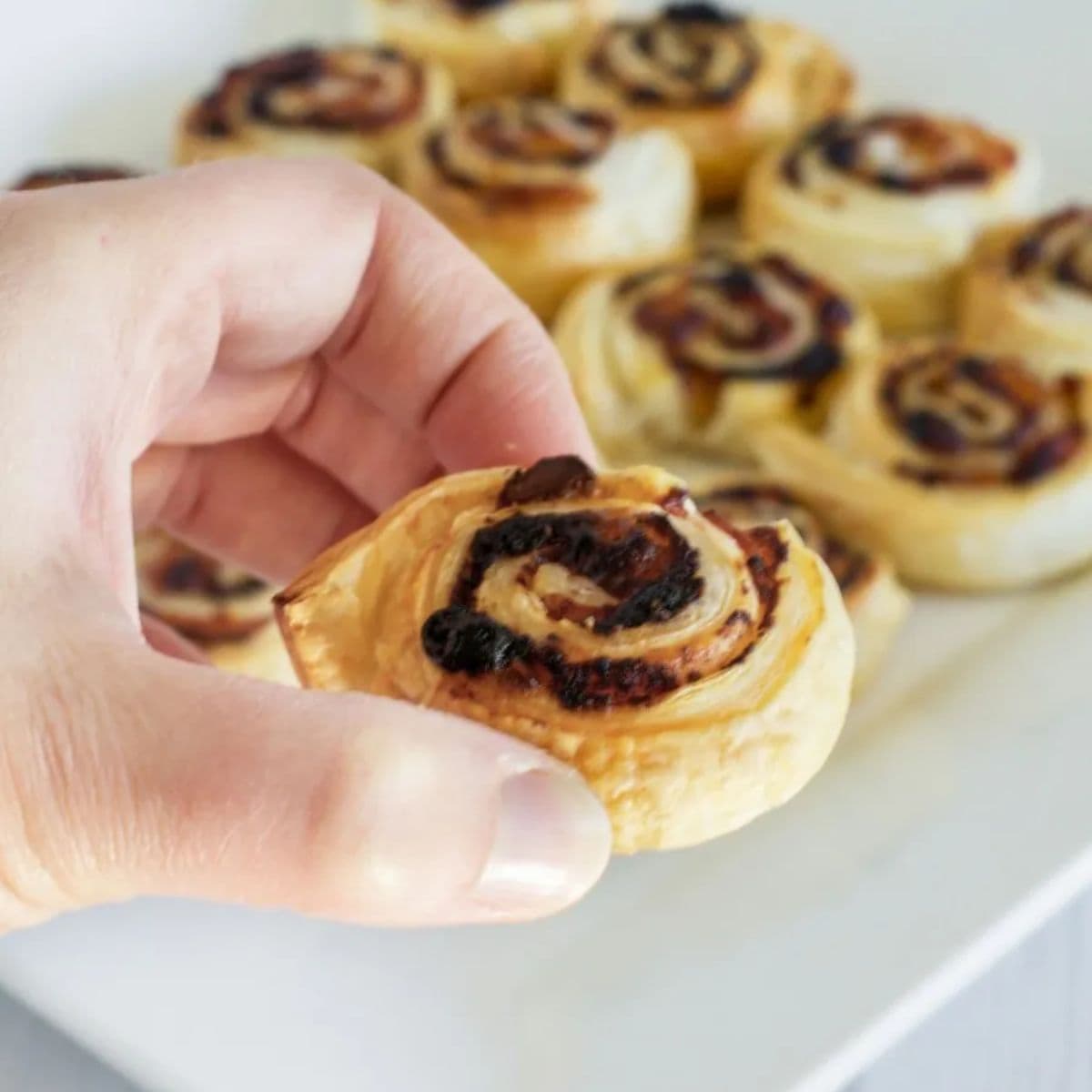 Ham and pesto party pinwheels