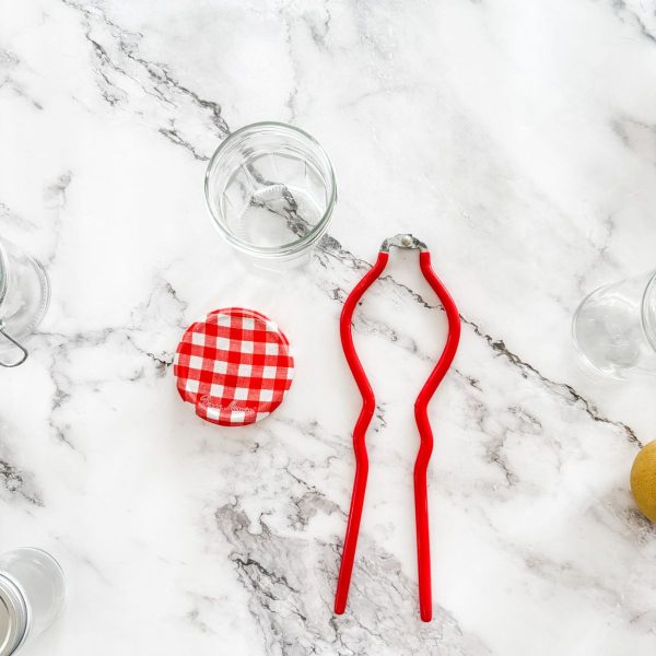 Tools use to sterilise jars for making jam