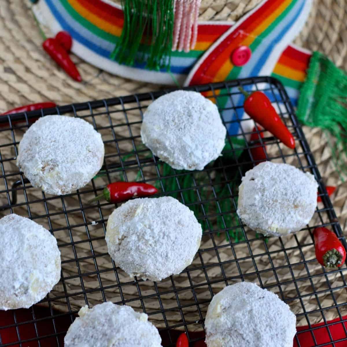 Mexican wedding cakes